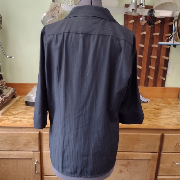 Biz collection button down pin stripe shirt sz 10 - Picture 9 of 16